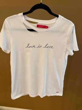 n:Philanthropy Harlow BFF V Neck Tee